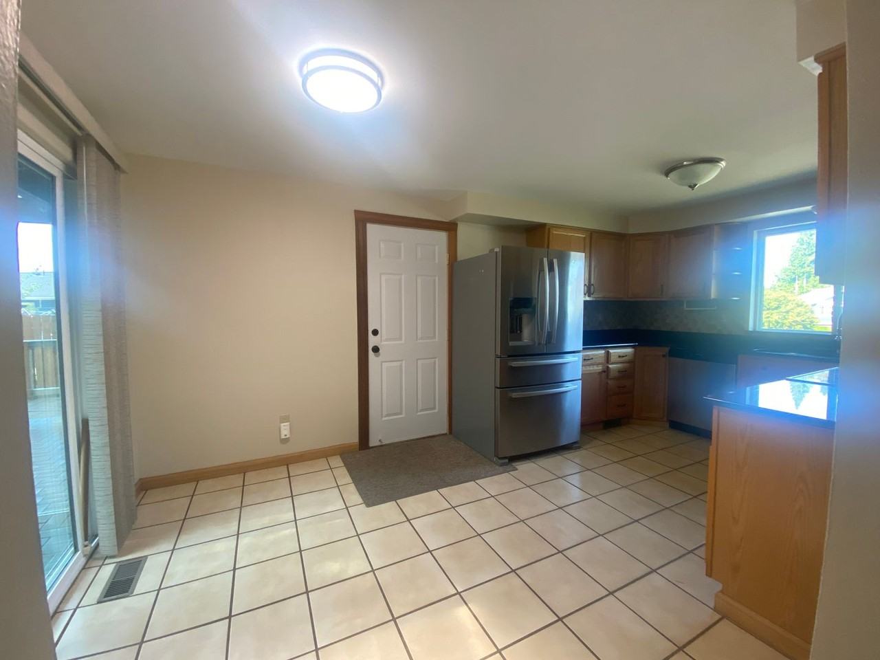 210 Pecks Dr - Photo 3 of 20