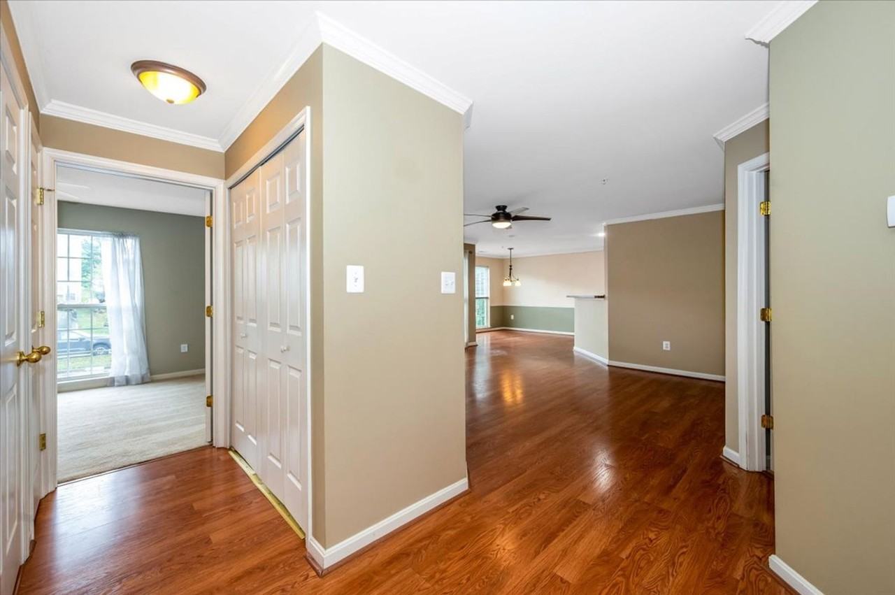 2501 Hemingway Dr - Photo 3 of 25
