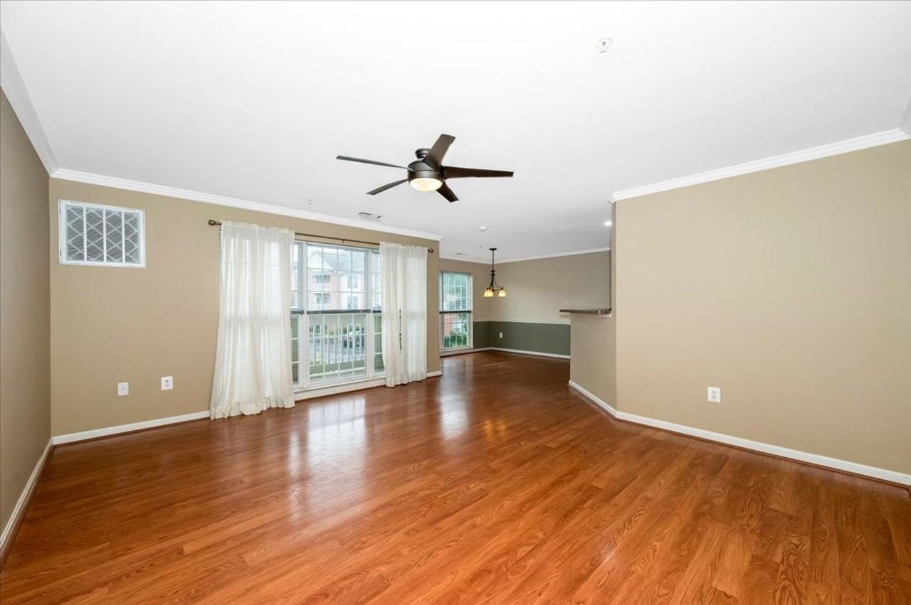 2501 Hemingway Dr - Photo 4 of 25