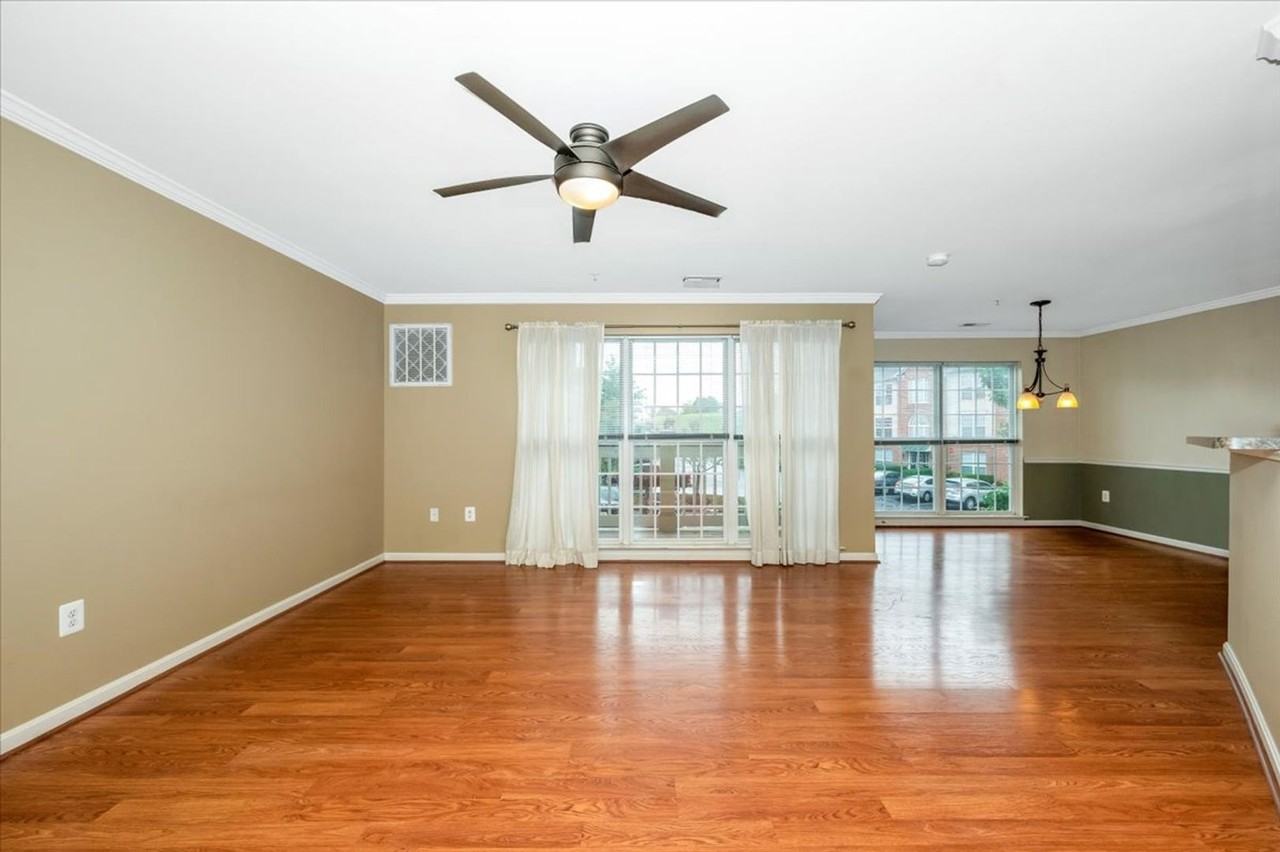 2501 Hemingway Dr - Photo 5 of 25