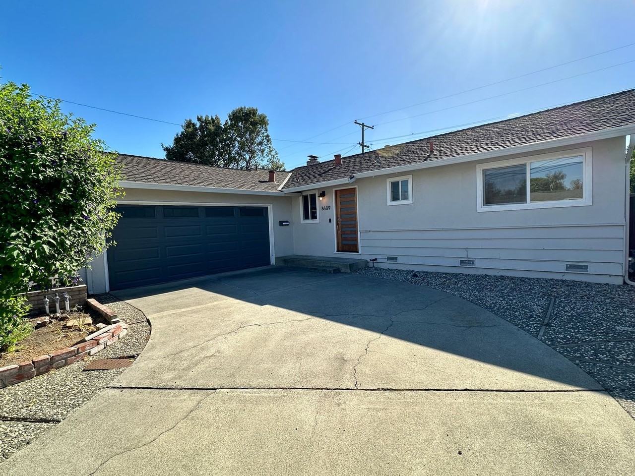 3689 Jarvis Ave - Photo 2 of 20