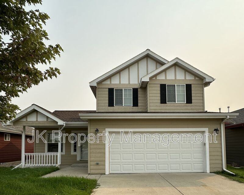 709 49th St N - Photo 2 of 33