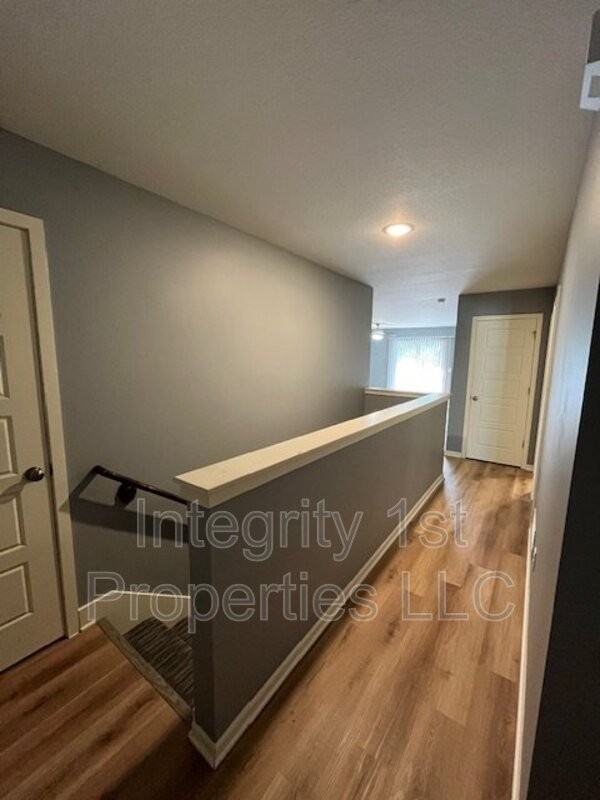 6323 Ne 44th St - Photo 5 of 15