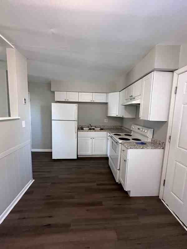 3067 Morsetowne Ct N - Photo 3 of 17