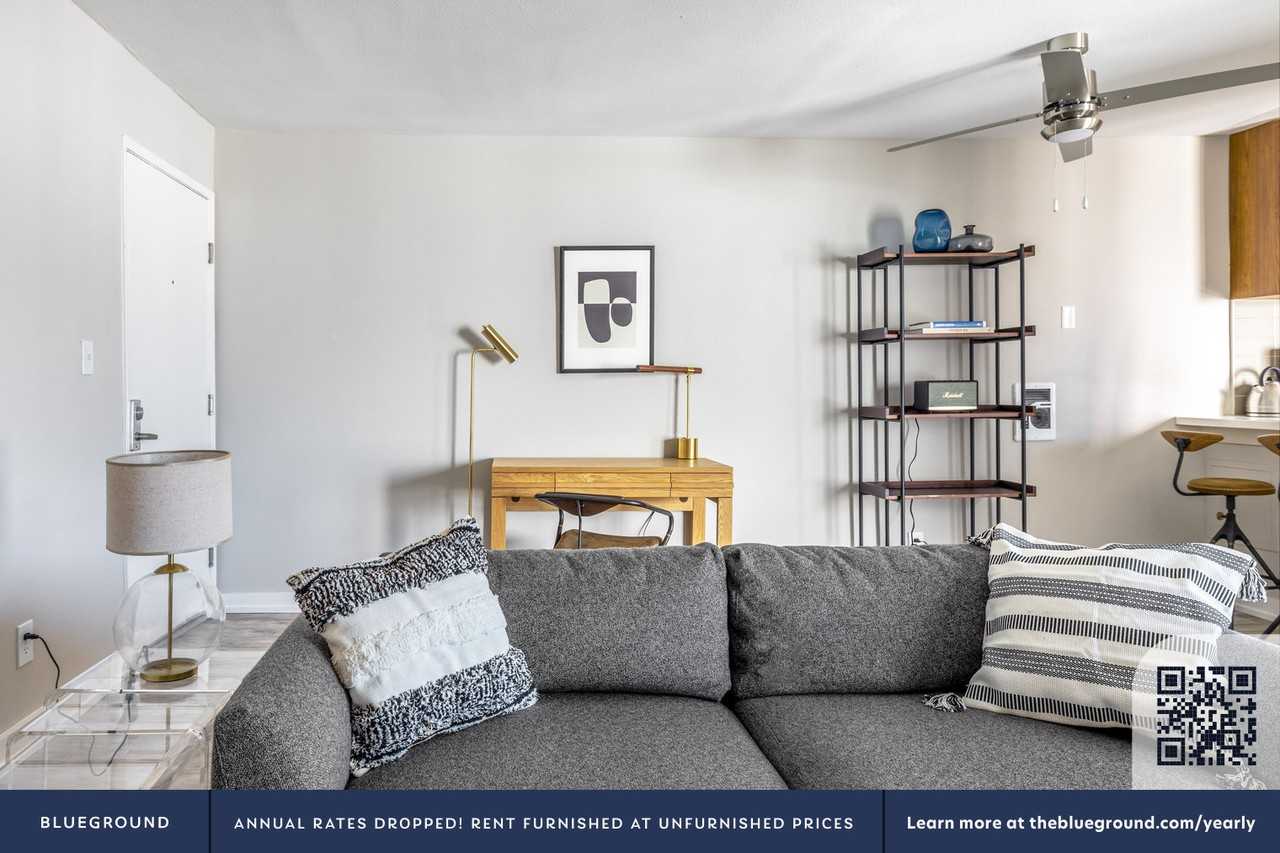 615 South Catalina Avenue - Photo 3 of 34