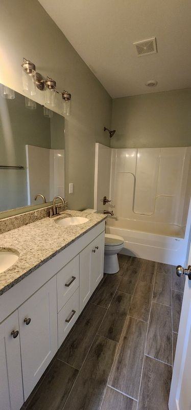 3114 Old Wire Rd ##B - Photo 7 of 9