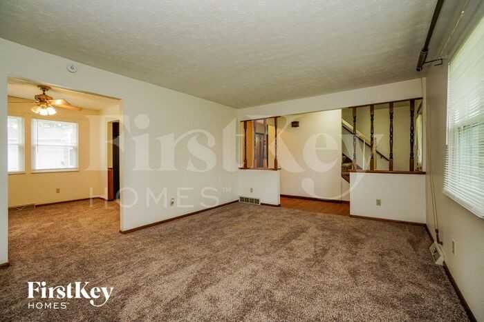 116 Westview Dr - Photo 2 of 15