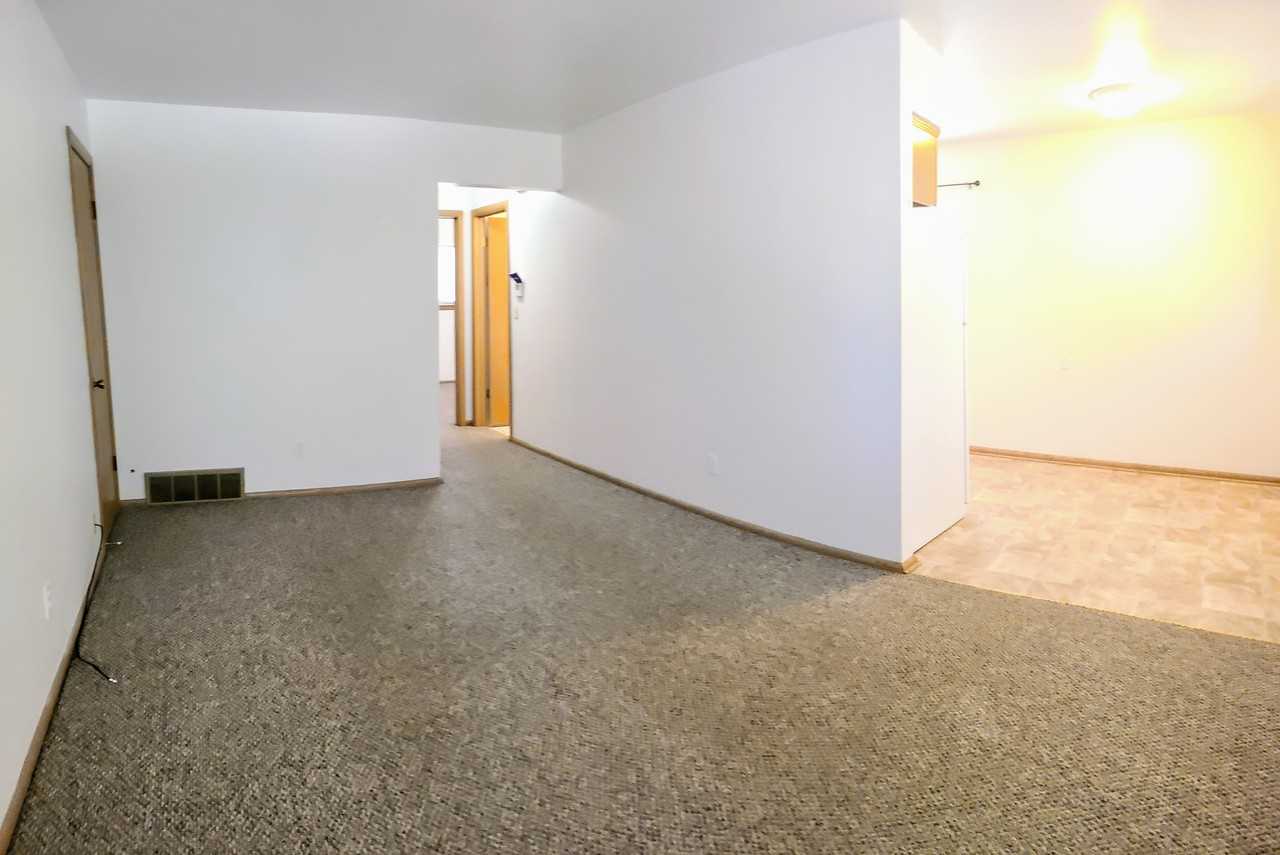 617 E Homer St #4 - Photo 4 of 8