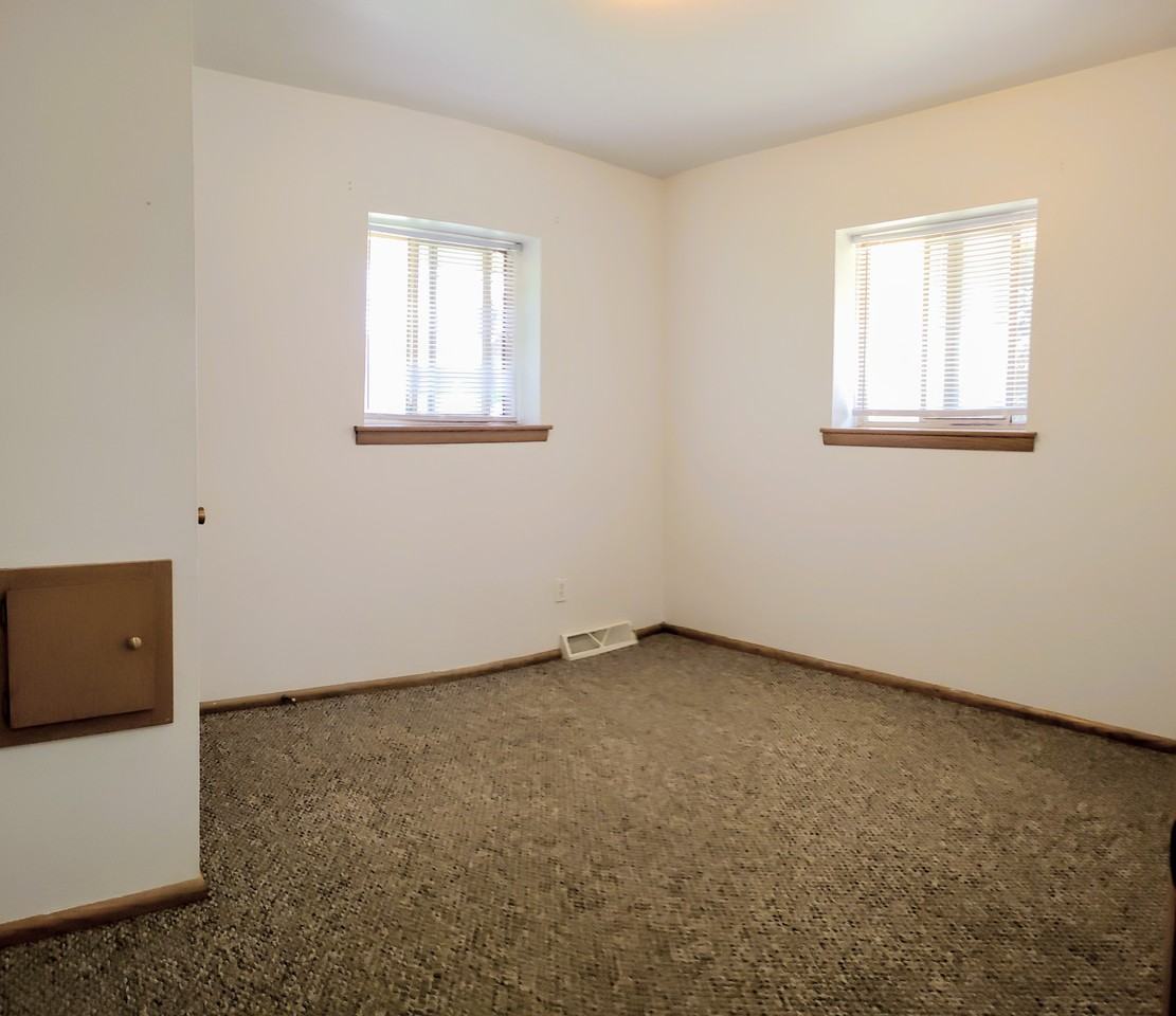 617 E Homer St #4 - Photo 7 of 8