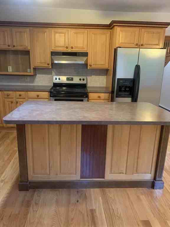 22 Lindale Ave #1 - Photo 2 of 23