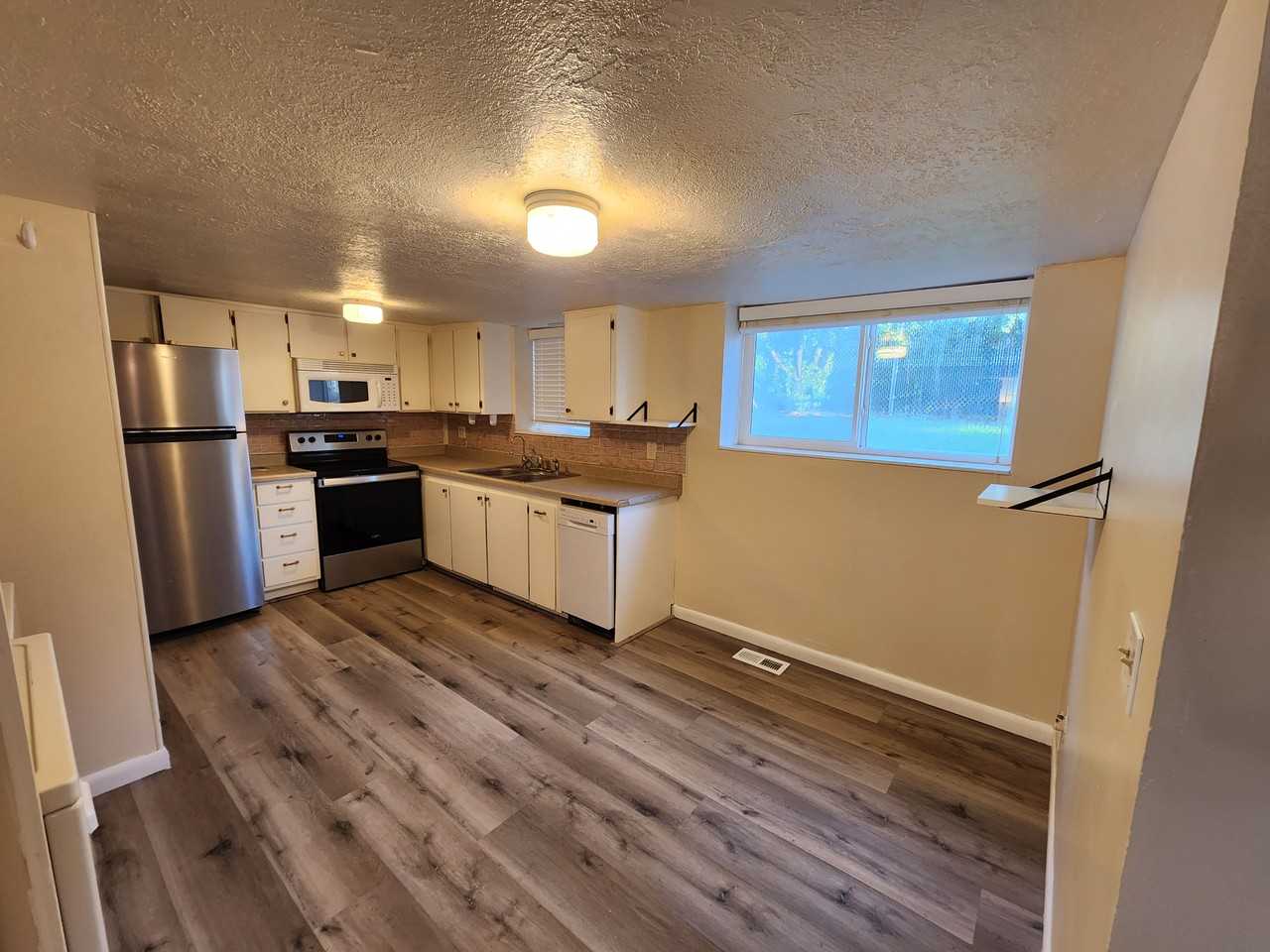 804 Uintah Ave #804 - Photo 4 of 19