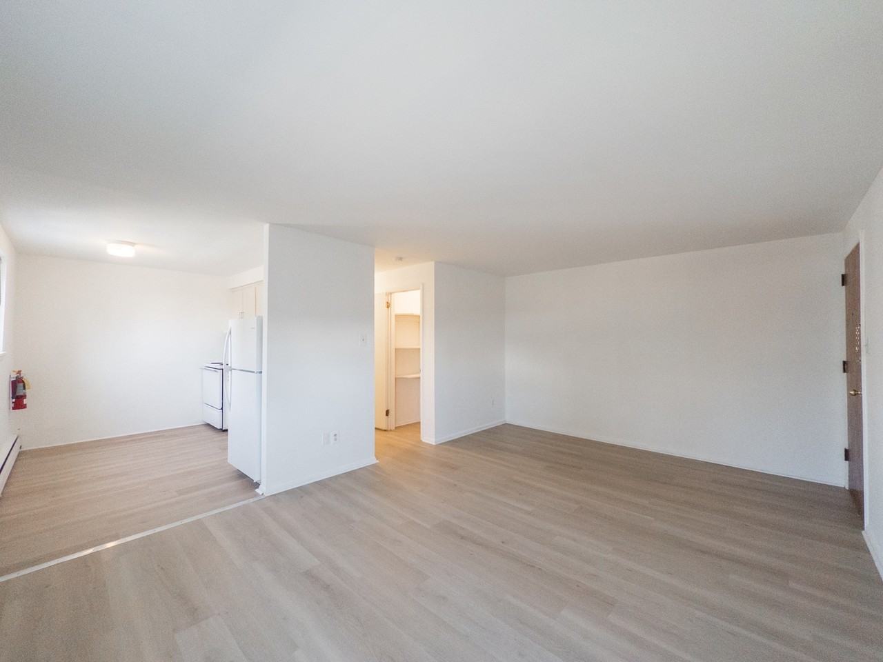 Magnolia's Corner - Photo 2 of 23