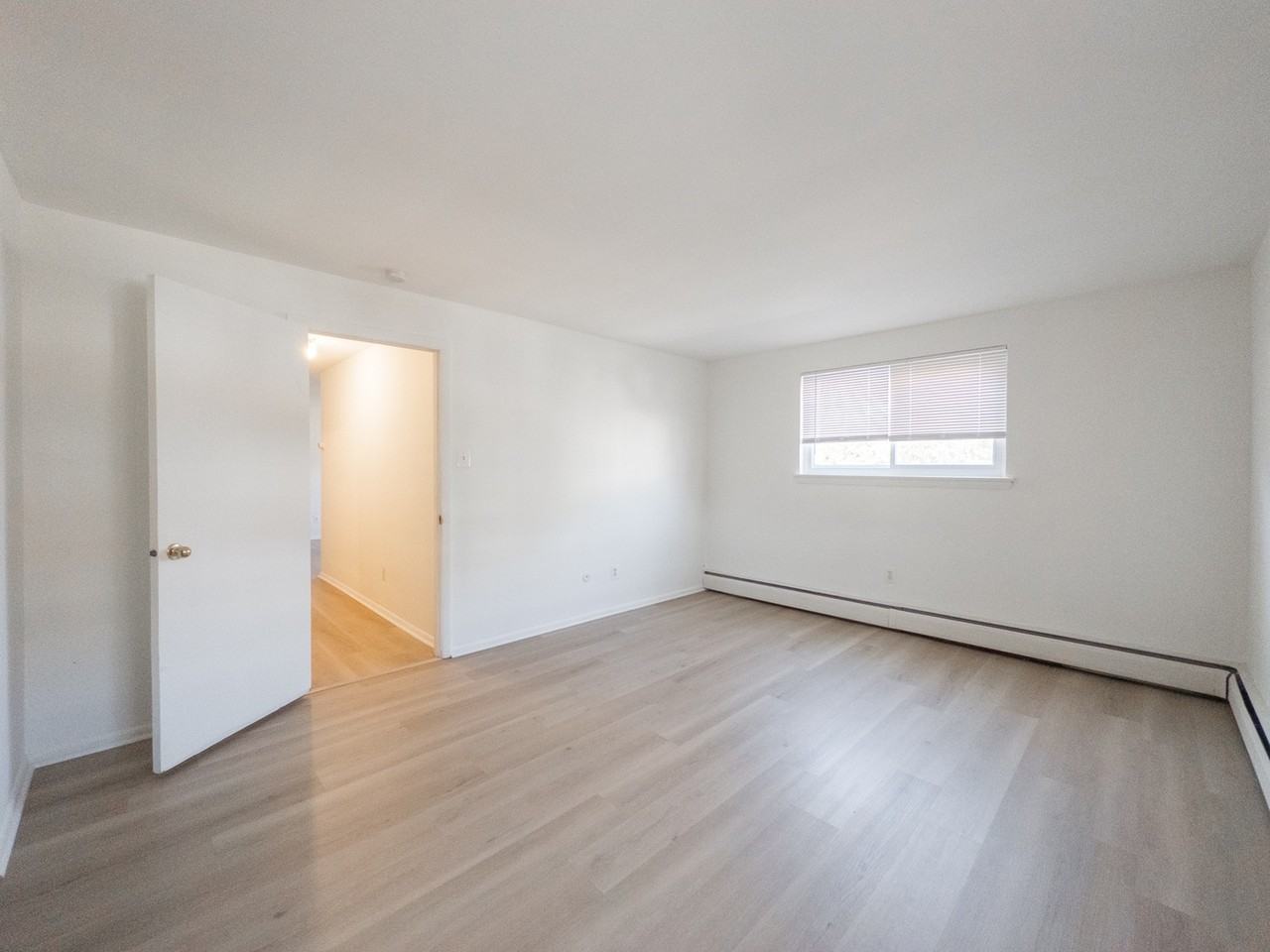 Magnolia's Corner - Photo 5 of 23