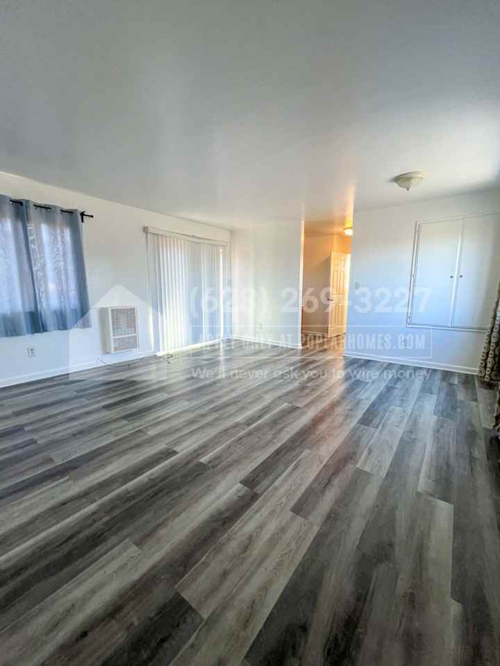 1472 Mariposa St - Photo 3 of 31