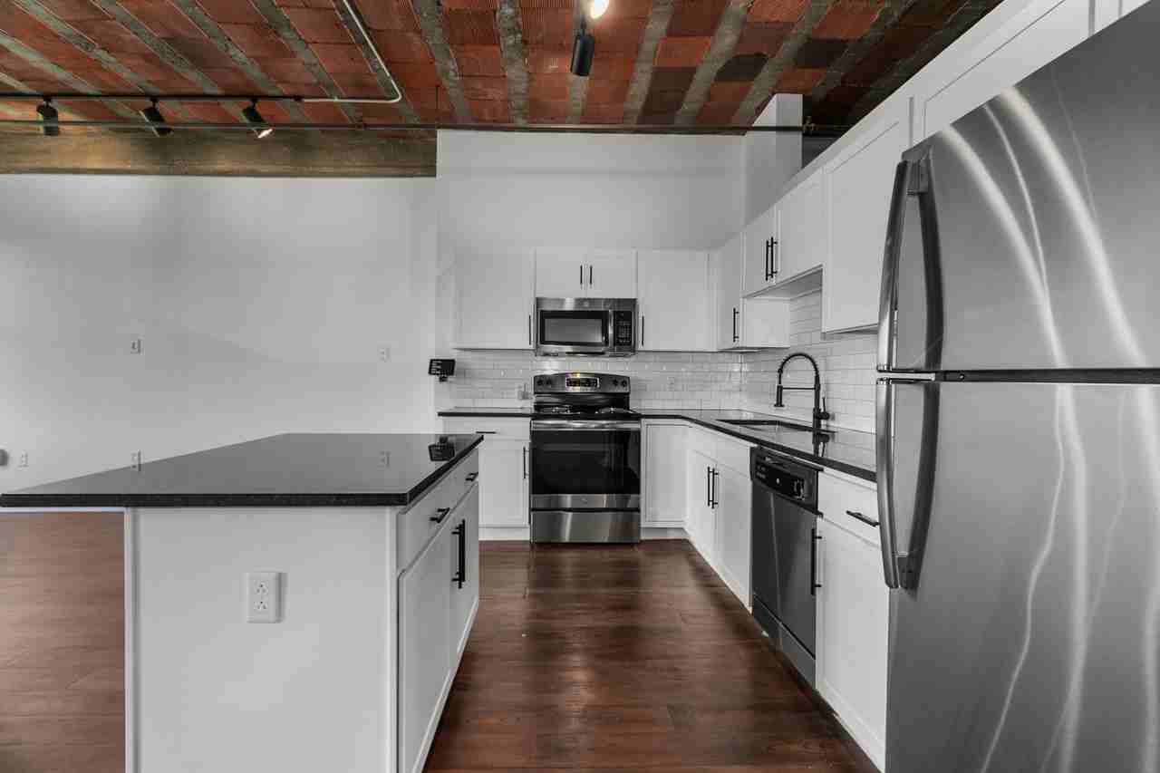 Old Townley Lofts - Photo 5 of 50