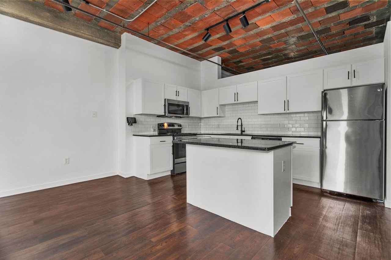 Old Townley Lofts - Photo 6 of 50