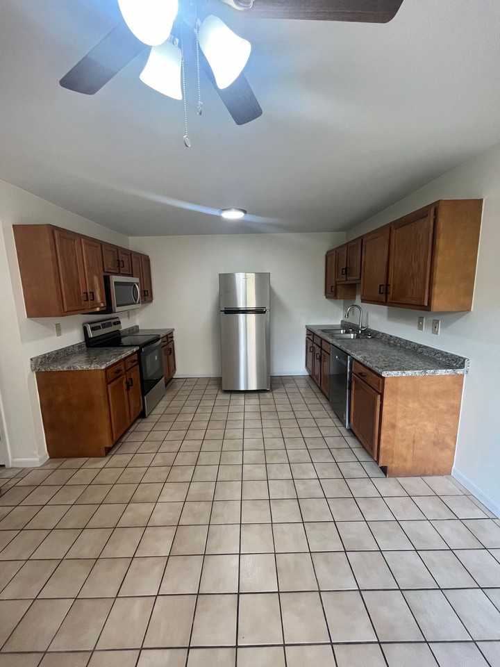 Anderson Commons Apartments - Photo 6 of 11