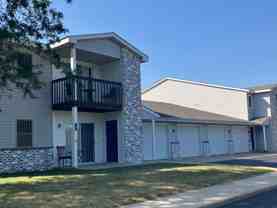 MB1036 - Hillview Apartments - Photo 1 of 1