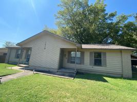 featured image of 1413 S Church St