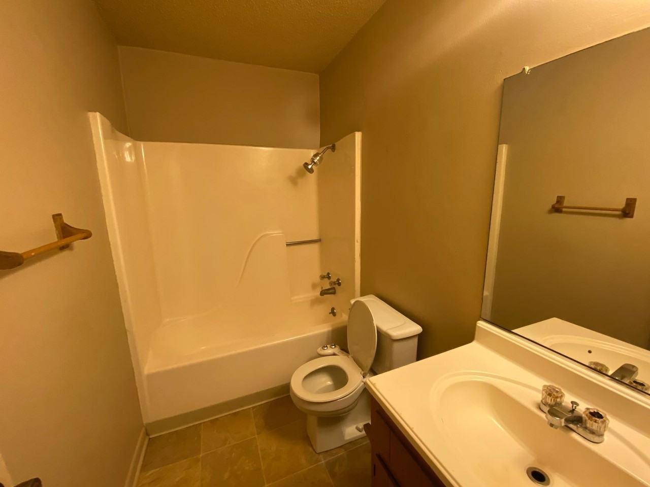 1413 S Church St - Photo 3 of 26