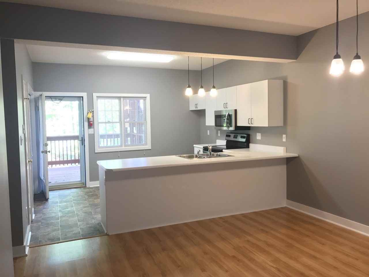 351 S Madison St - Photo 2 of 47