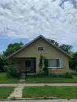 featured image of 408 E 16th St