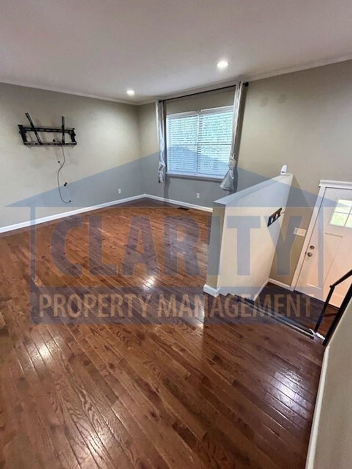 224 Peach Tree Cir Ne - Photo 4 of 27