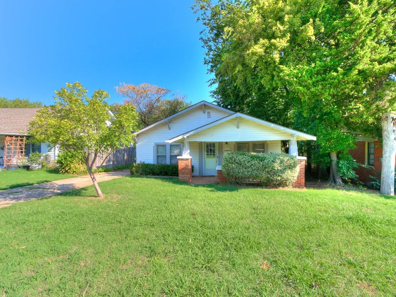 1535 Nw 40th St - Photo 4 of 50