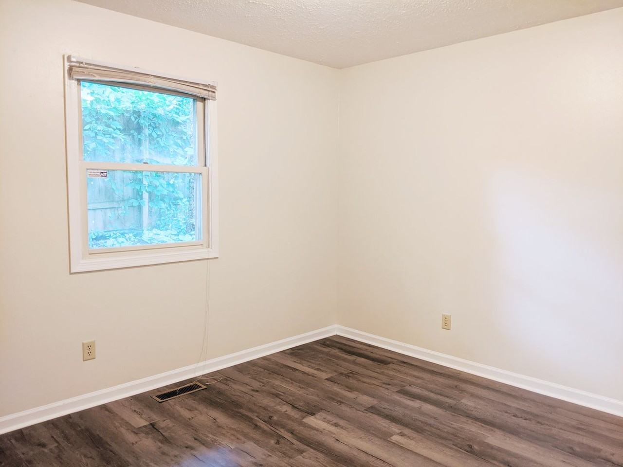 West 15th Street - Photo 7 of 42