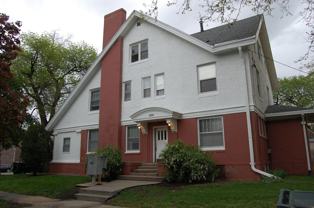 900 S 18th St - Photo 1 of 1