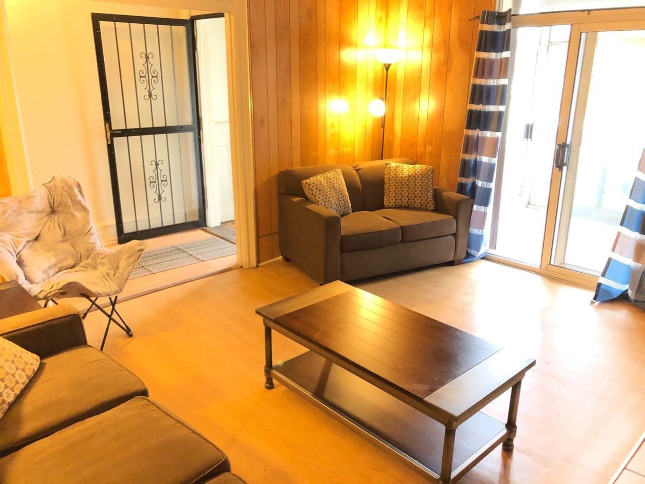 332 Ophelia St - Photo 5 of 18