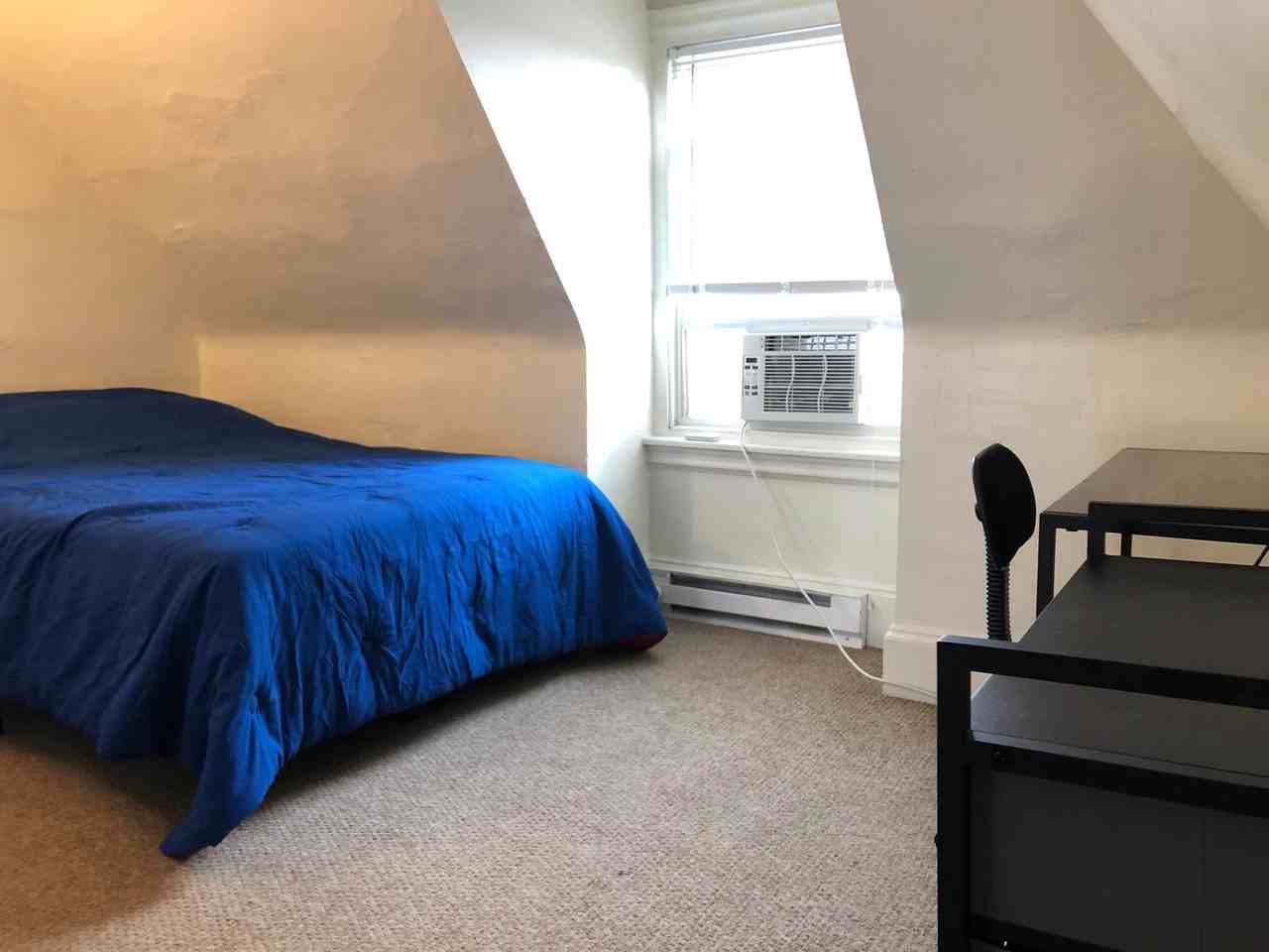 332 Ophelia St - Photo 7 of 18