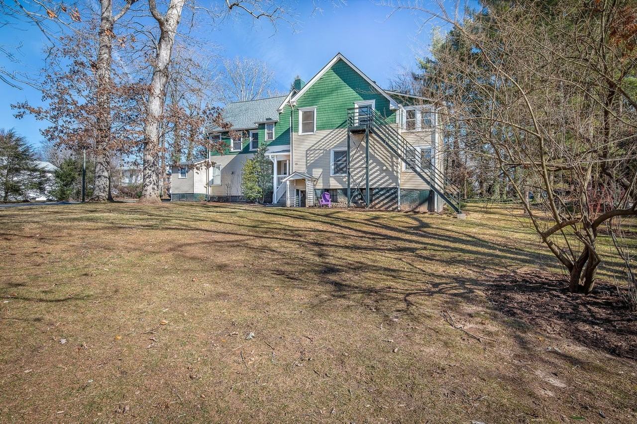15 Grindstaff Dr #4 - Photo 2 of 11