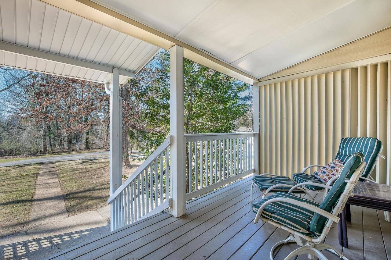 15 Grindstaff Dr #4 - Photo 5 of 11