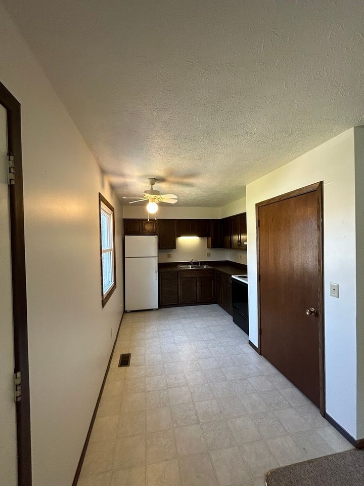 3741 N 250 W - Photo 2 of 9