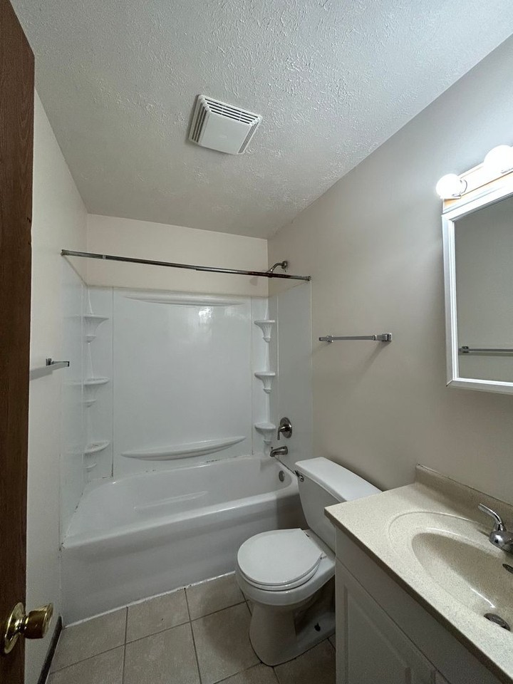 3741 N 250 W - Photo 6 of 9