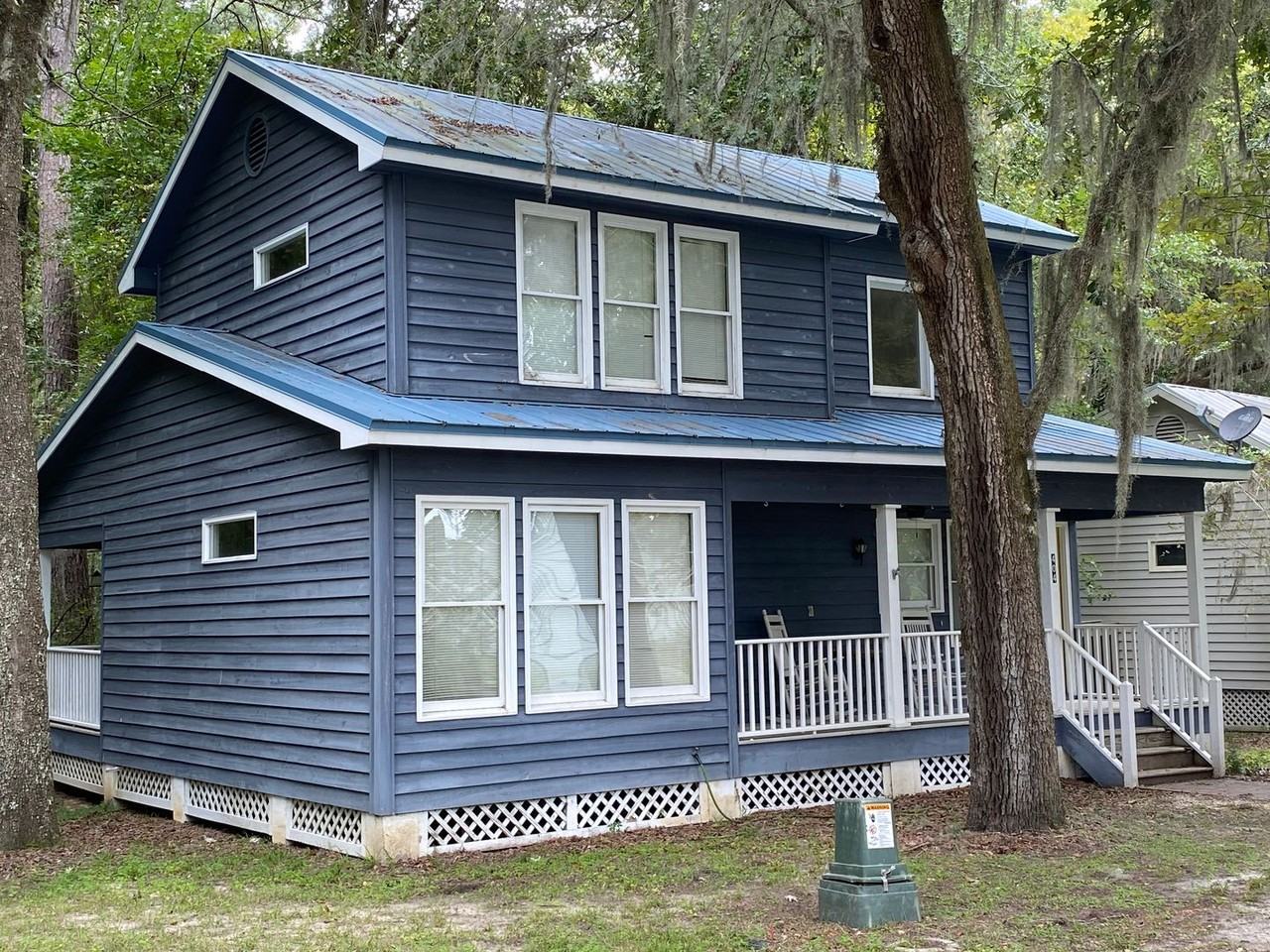 404 Broad River Rd - Photo 2 of 20