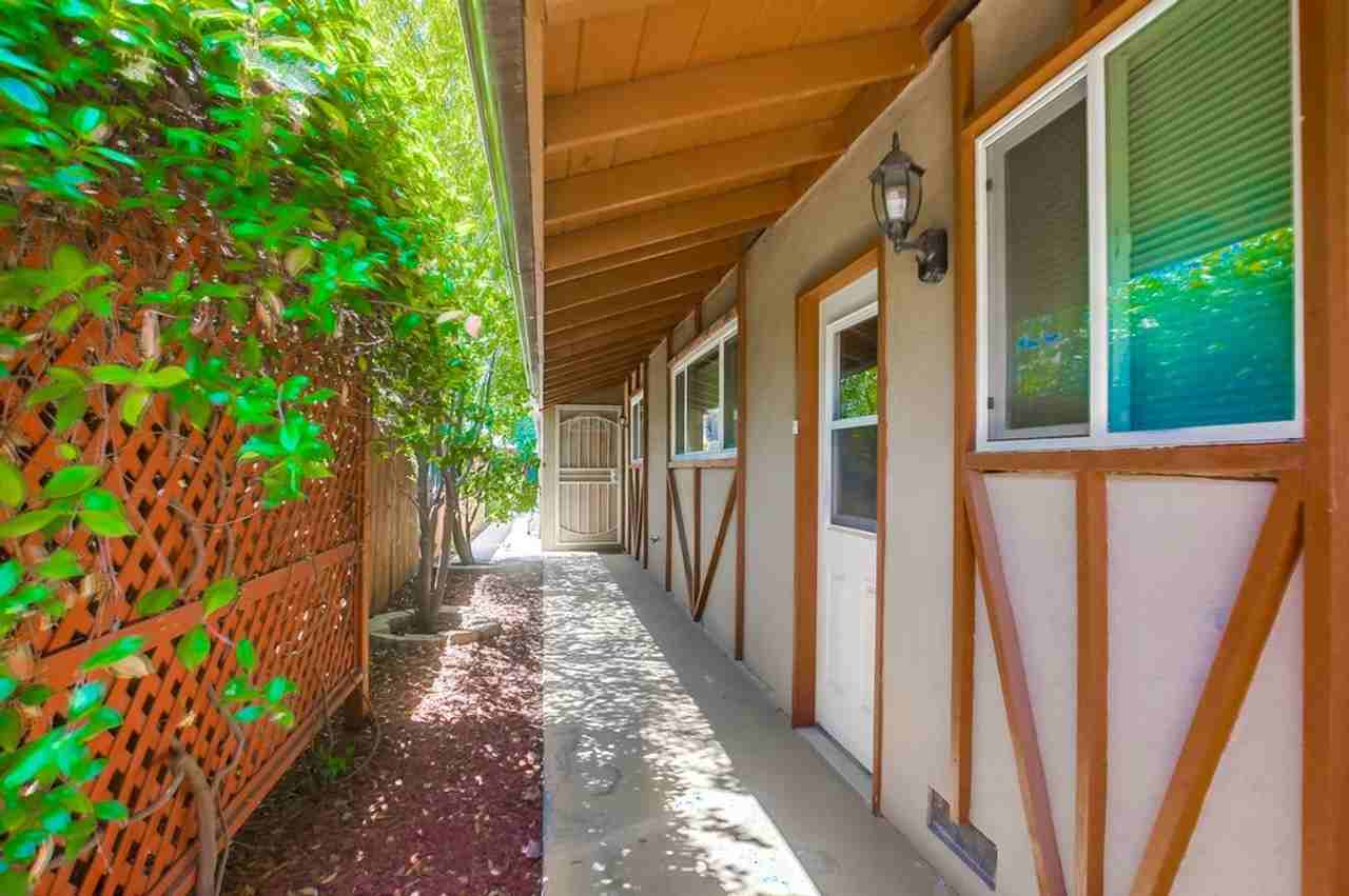 151 Christen Way - Photo 4 of 50