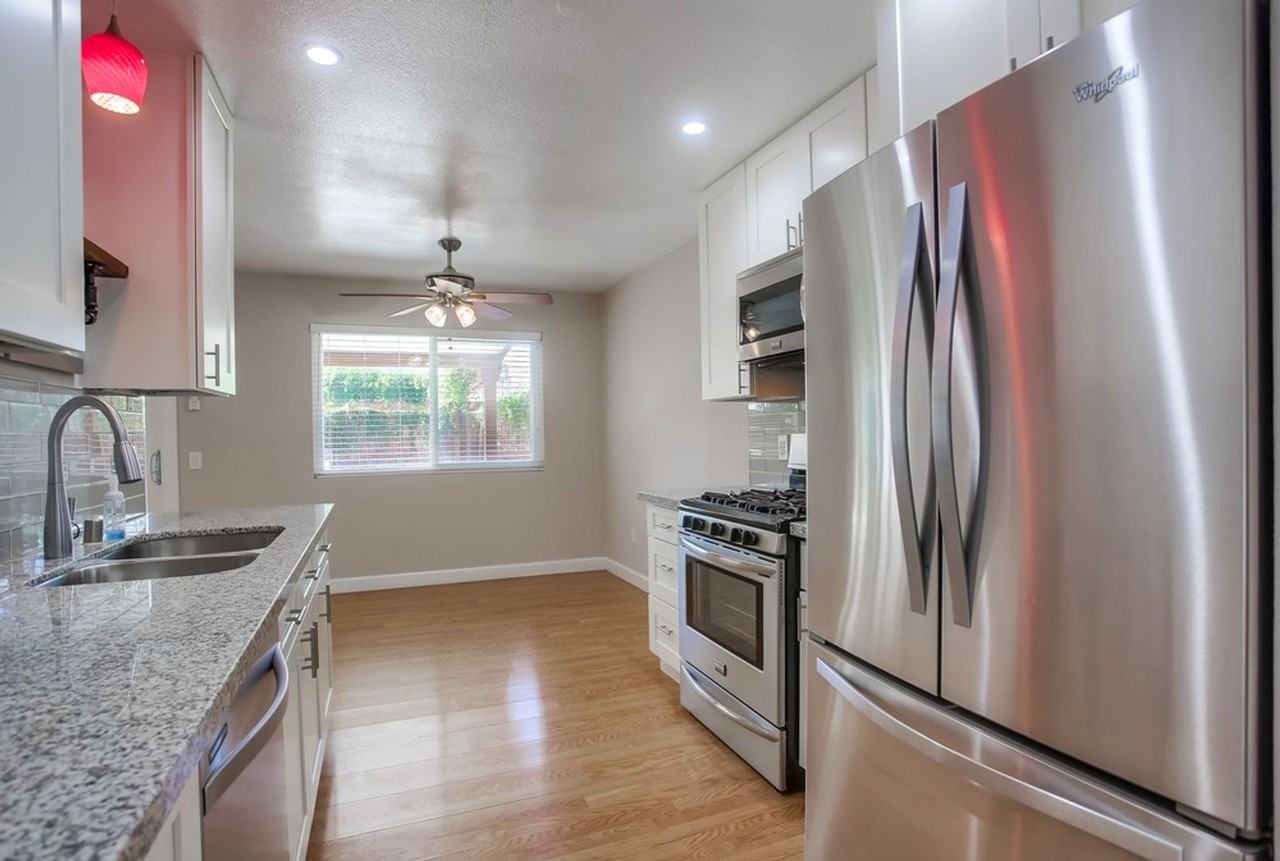 151 Christen Way - Photo 3 of 50
