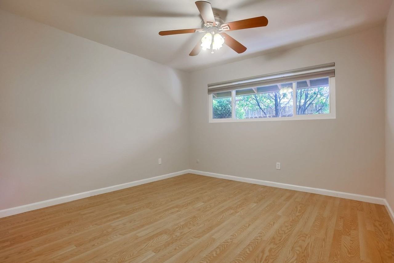151 Christen Way - Photo 3 of 50