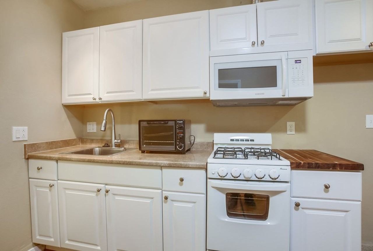 151 Christen Way - Photo 6 of 50
