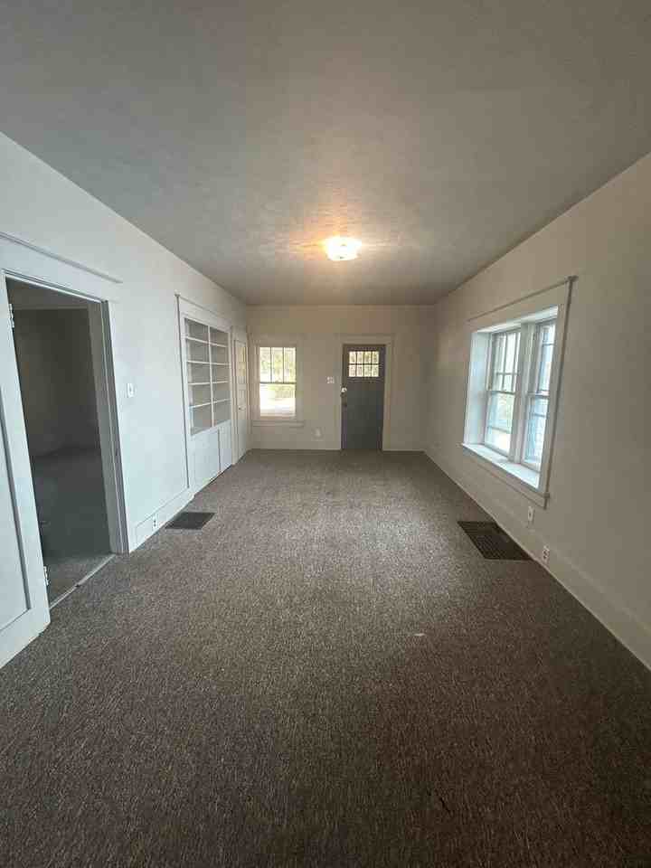 3721 S Harrison St - Photo 2 of 6