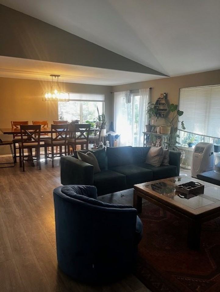 2941 Ne Saber Dr - Photo 6 of 16