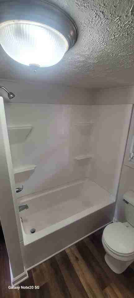 617 Center St - Photo 5 of 15