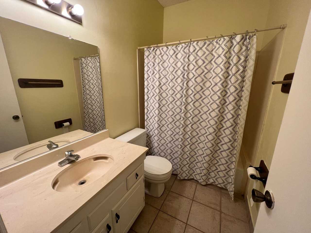 2073 Brightside Dr - Photo 7 of 10