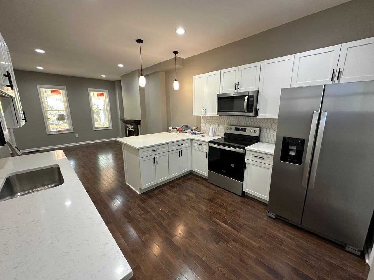 64 W Blake Ave - Photo 4 of 13