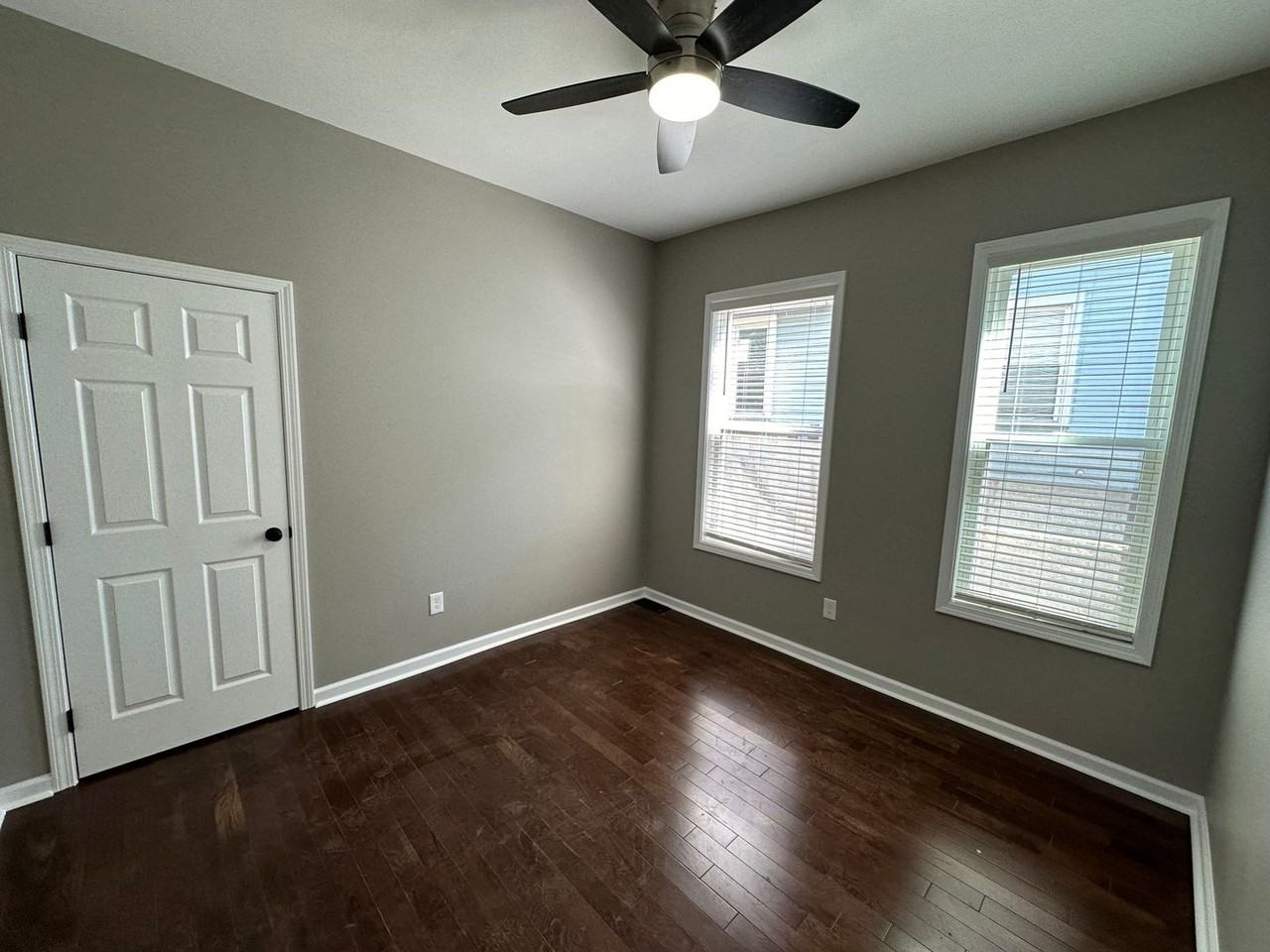 64 W Blake Ave - Photo 7 of 13