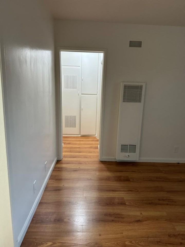 6759 Atoll Ave - Photo 6 of 29