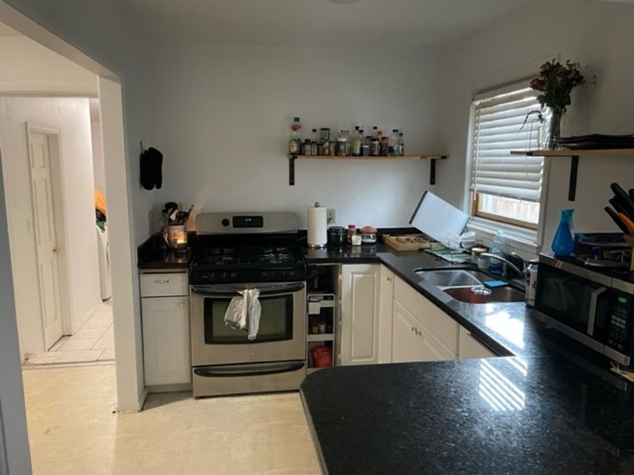 1320 Perry Street - Photo 3 of 19