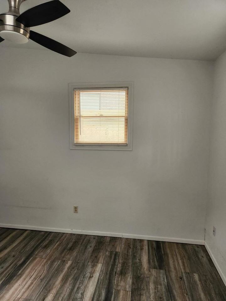 1320 Perry Street - Photo 6 of 19